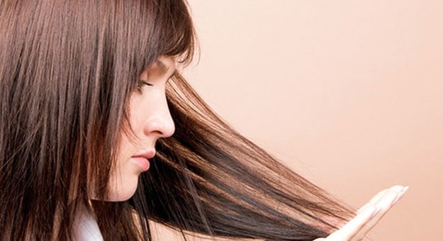 خلطات طبيعية لعلاج تقصف الشعر