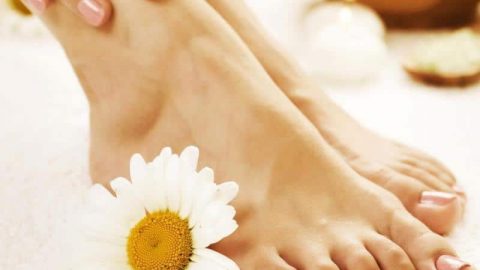 3 وصفات للتخلص من الجلد الميت في القدمين وجفافهما