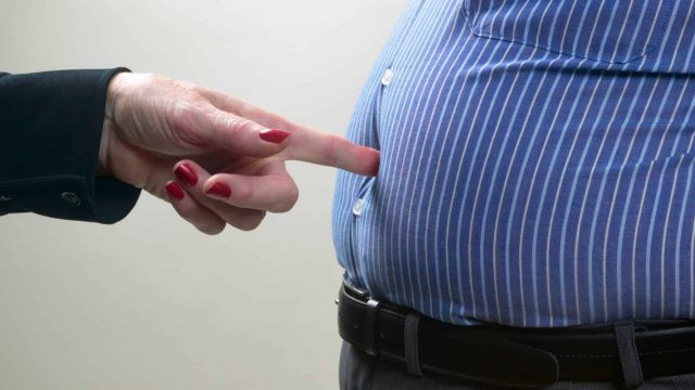 هذه الأطعة تسبب انتفاخ البطن وبروزها