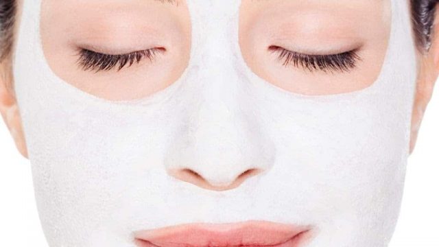 قناع الطحينة للتفتيح السريع للبشرة