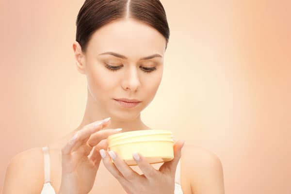 وصفات لترطيب البشرة وتغذيتها خلال شهر رمضان