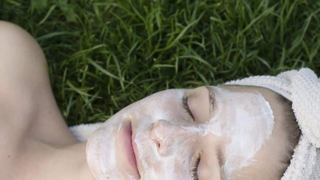 حلول طبيعية لترطيب بشرتك خلال شهر رمضان