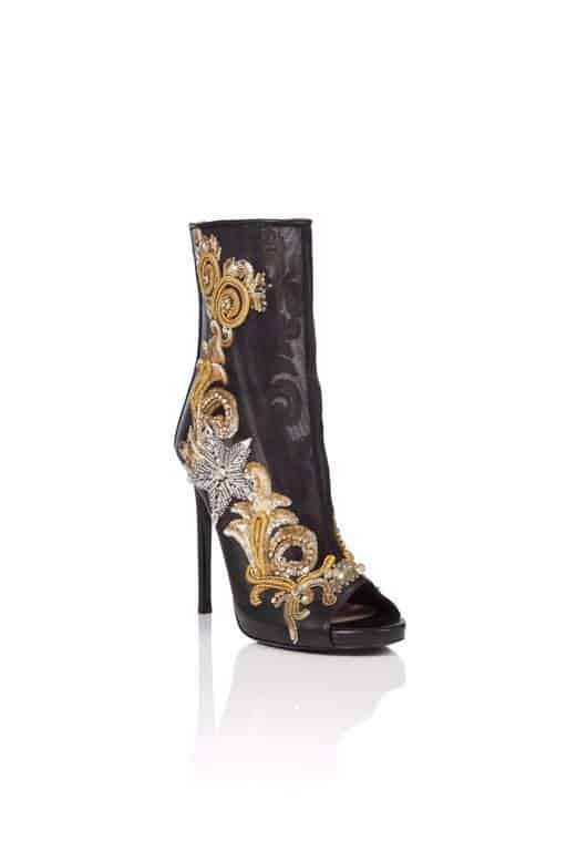 حذاء كعب عالي