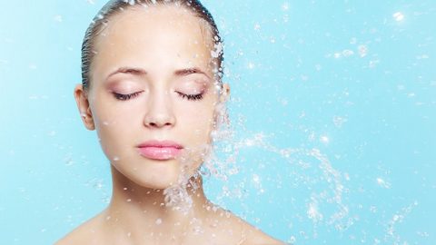 أعراض تنذرك باحتياج جسمك للماء