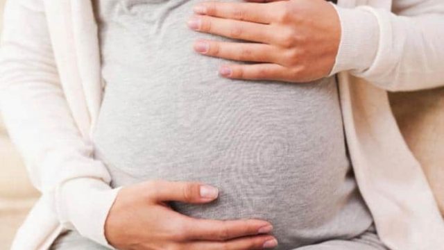 دراسة: الحمى أثناء الحمل تزيد من خطر تعرض الطفل للتوحد