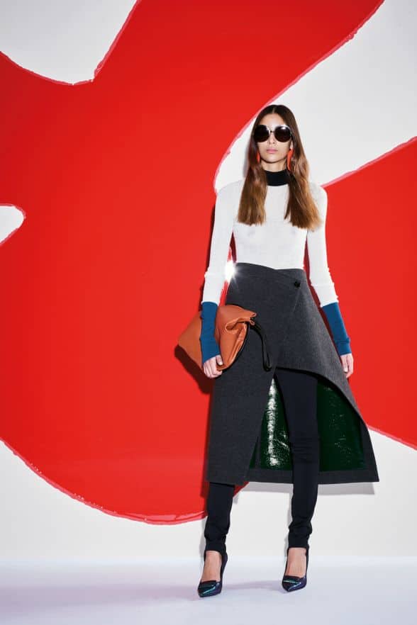 تنورة مفتوحة