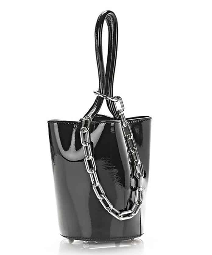 حقيبة باكيت