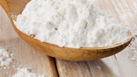 وصفات النشا الطبيعية للعناية بالبشرة