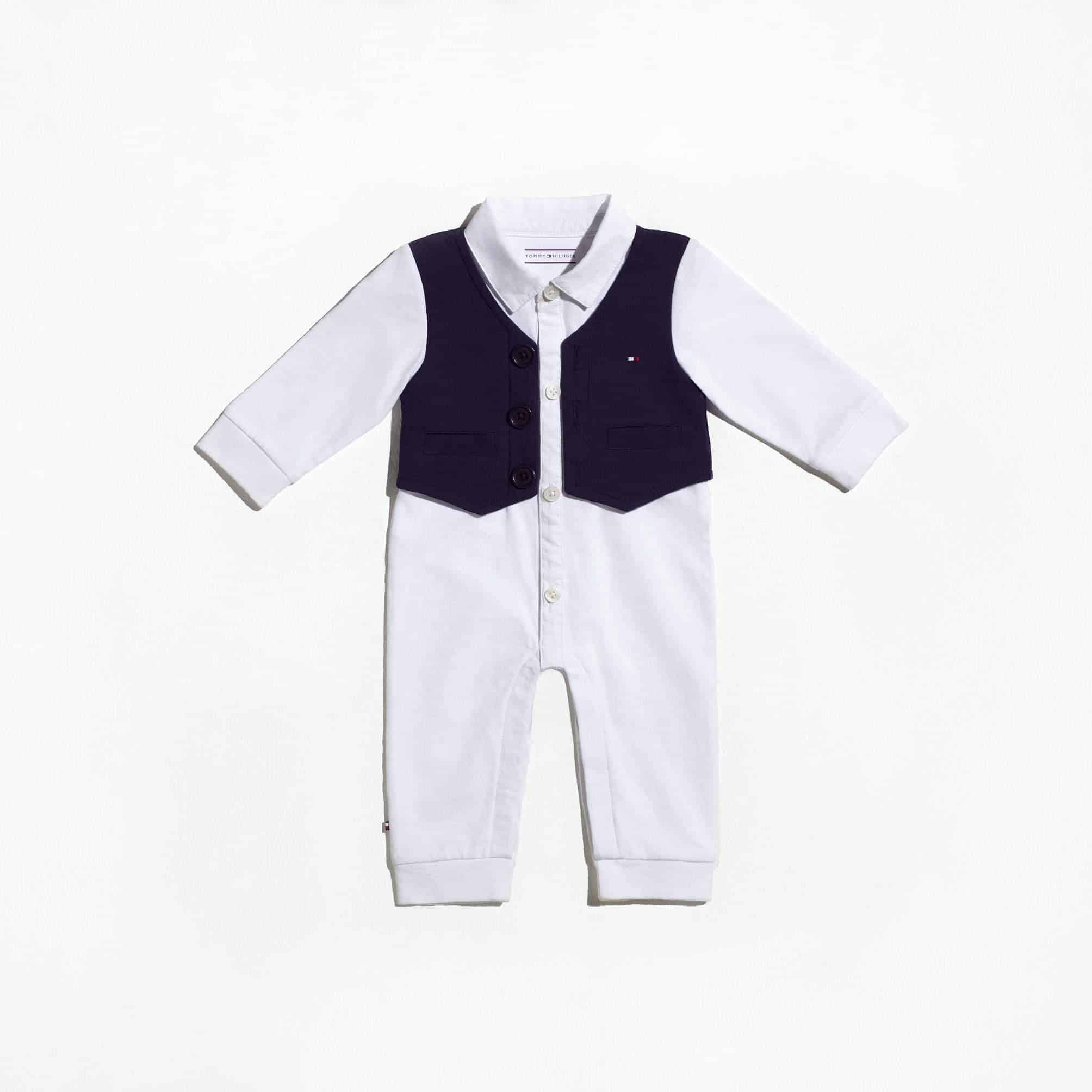 ملابس أطفال