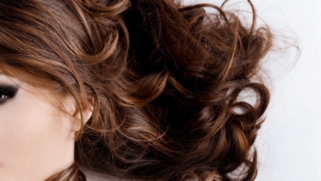 أقنعة طبيعية للعناية بالشعر الجاف