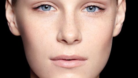 اكتشفي أحدث ابتكارات أدوات التجميل للحفاظ على جمال البشرة