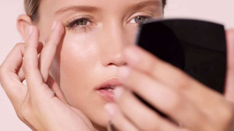 اكتشفي أفضل كريمات الأساس المعدنية للبشرة الحساسة