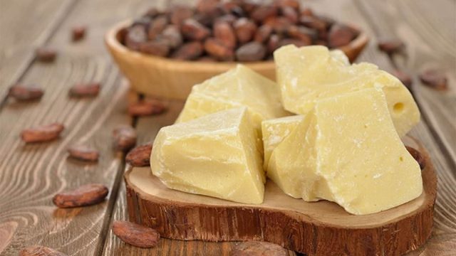 اكتشفي الاستخدامات الجمالية لزبدة الكاكاو