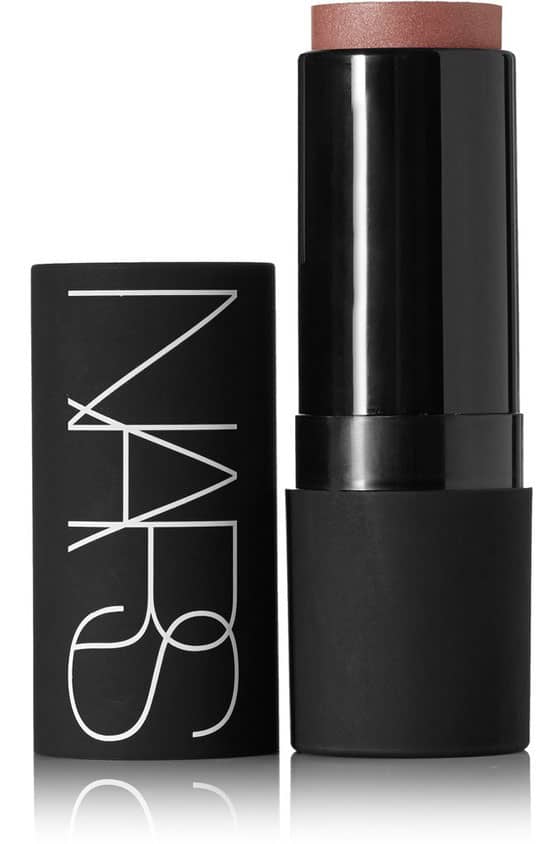 تعرفي على أفضل أقلام الكونتورنينغ لهذا الموسم