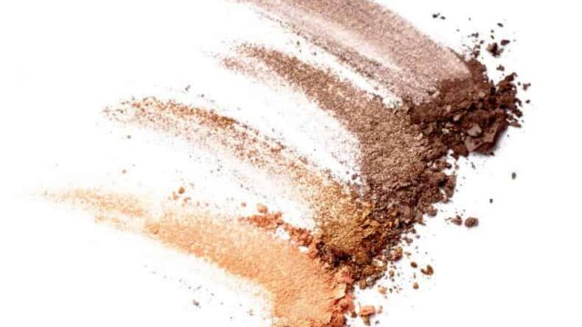 تجنبي هذه الأخطاء عند وضع المكياج