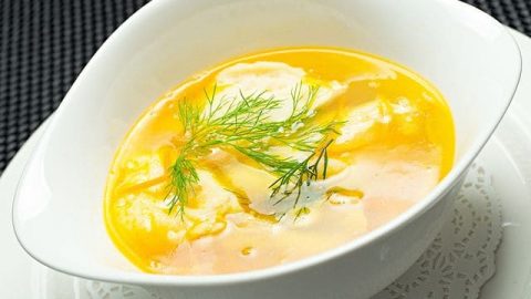 شوربة سهلة التجهيز تساعد على حرق الدهون