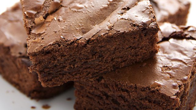 مكونات بسيطة لتجهيز براوني كيك لذيذ