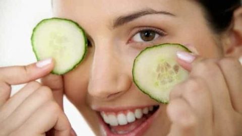 وصفات طبيعية للتخلص من الهالات السوداء