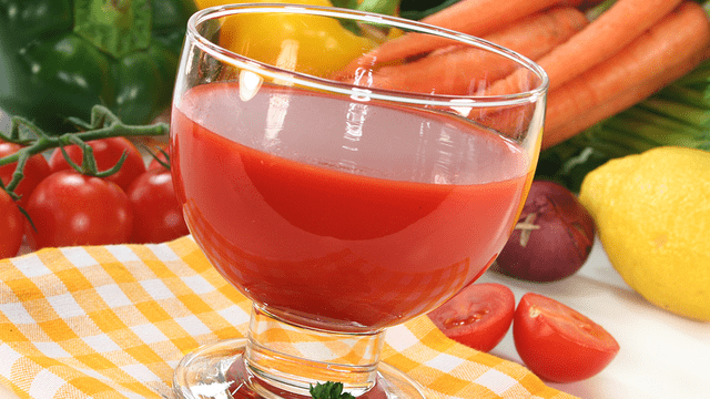 خطوات تجهيز عصير الطماطم