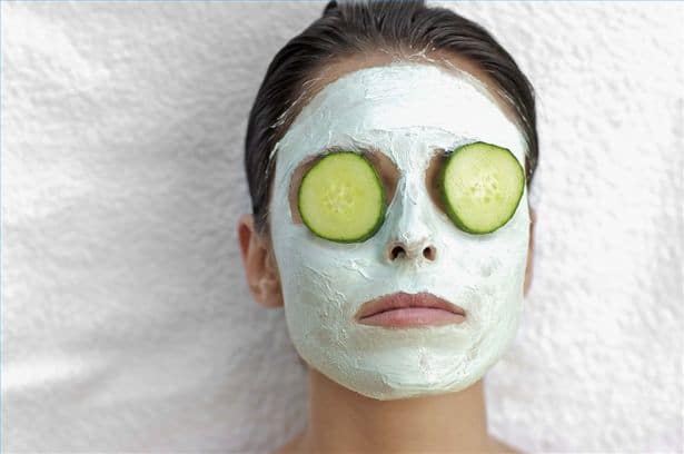 Yogurt-and-cucumber-face-mask