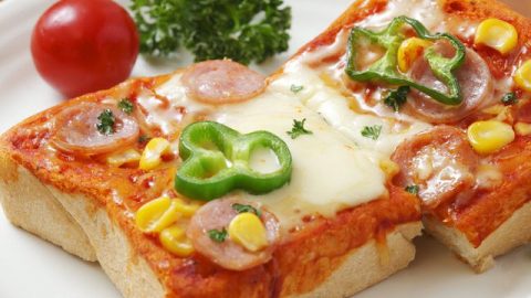 طريقة سريعة لتجهيز بيتزا شهية