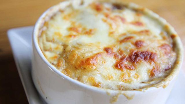 جهزي لأطفالك بطاطس مهروسة بالجبن