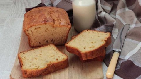 وصفة كيكة الزبادي السهلة التحضير