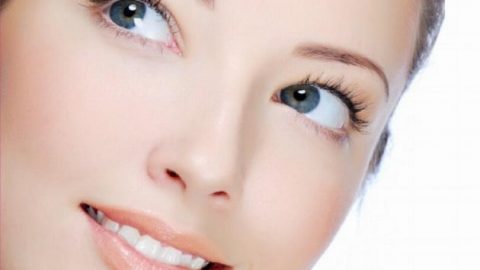 وصفات طبيعية للتخلص من البقع السوداء في البشرة