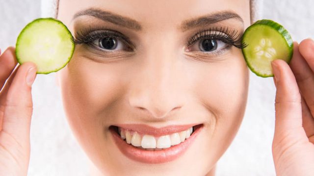 حلول طبيعية لتتخلصي من الهالات السوداء