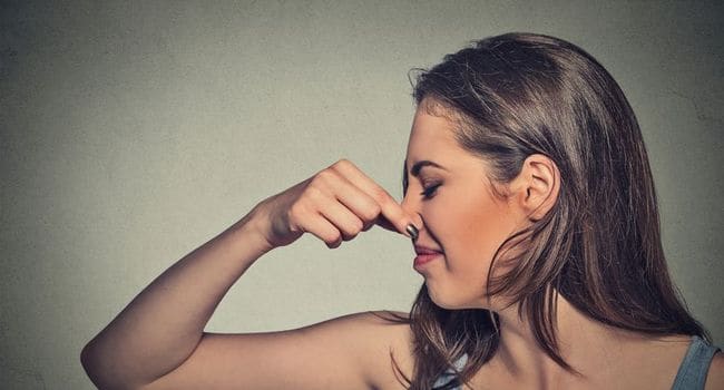 7 أسباب شائعة لتكون الغازات في البطن