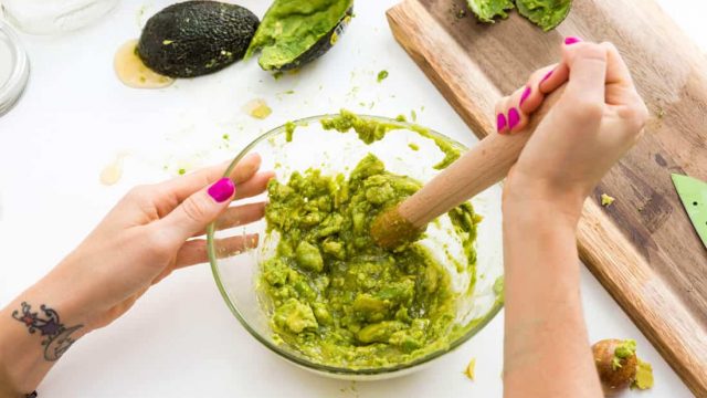 فوائد الأفوكادو لصحتك وجمالك