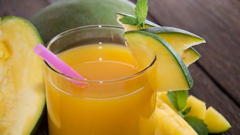 عصير المانجو اللذيذ والمنعش