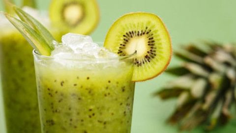 خطوات بسيطة لتجهيز عصير الكيوي