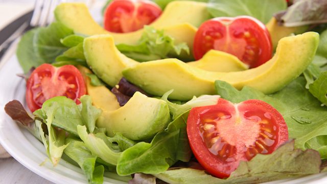 سلطة الأفوكادو اللذيذة