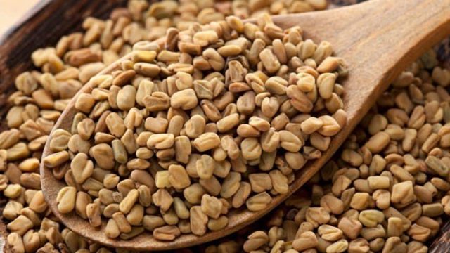 وصفات سحرية لتكبير الصدر وشده دون عمليات جراحية