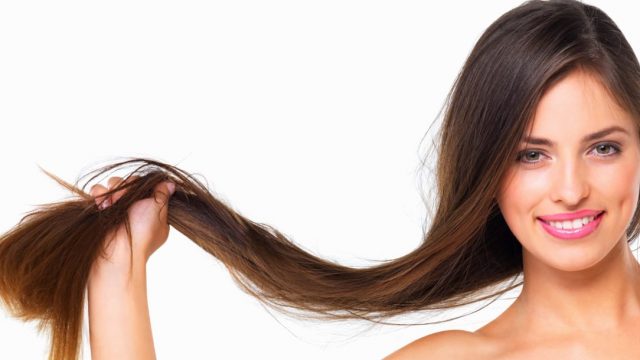 12 نصيحة من أجل شعر صحي وناعم