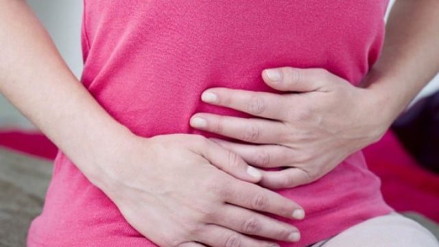 تخلصي من آلام الدورة الشهرية بدون أدوية