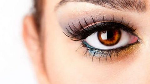 أفضل الخلطات الطبيعية لتكثيف الحواجب