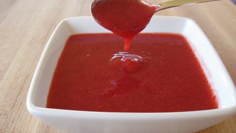 كيف تجهزين صوص الفراولة؟