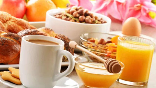 تجنبي هذه الأخطاء الشائعة أثناء وجبة الإفطار