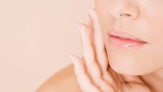 Différentes-utilisations-du-blanc-dœuf-pour-prendre-soin-de-votre-santé-et-de-votre-beauté-pores