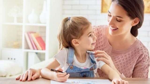 تعلمي فن التعامل مع طفلك من خلال هذا المقال