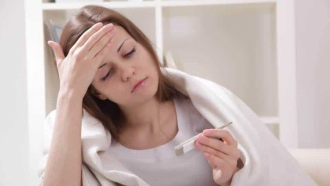 كيف تواجهين الإصابة بالنزلة المعوية قبل موعد زفافك؟