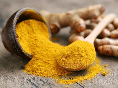 curcuma-santé-des-cheveux