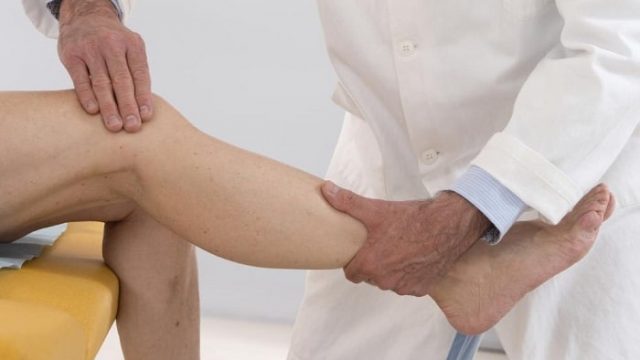 10 نصائح غذائية للحد من آلام الركبة
