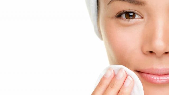 احصلي على بشرة نظيفة باستخدام الزيوت الطبيعية