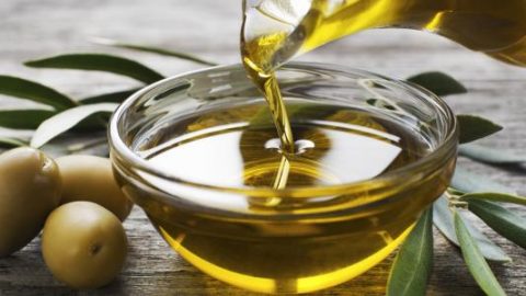 وصفات زيت الزيتون للعناية بالبشرة