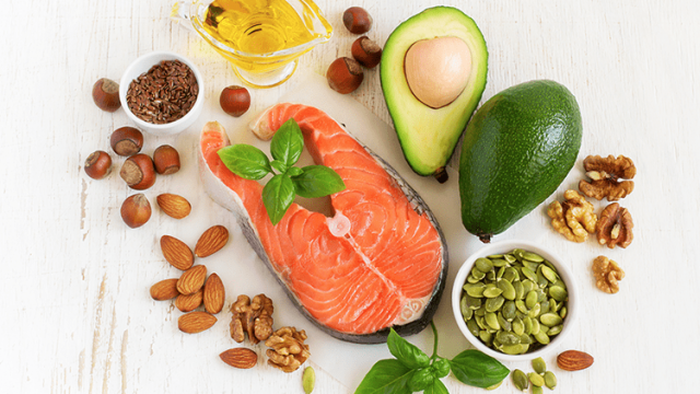 هذه الأطعمة غنية بالدهون الصحية