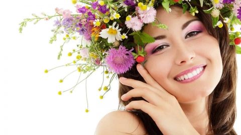 بالخطوات: روتين العناية الليلية لبشرة مشرقة وصحية