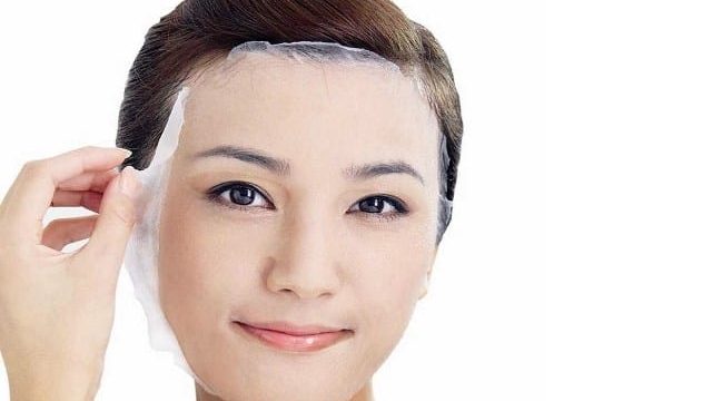 أقنعة الجيلاتين لتنشيط البشرة وتقشيرها